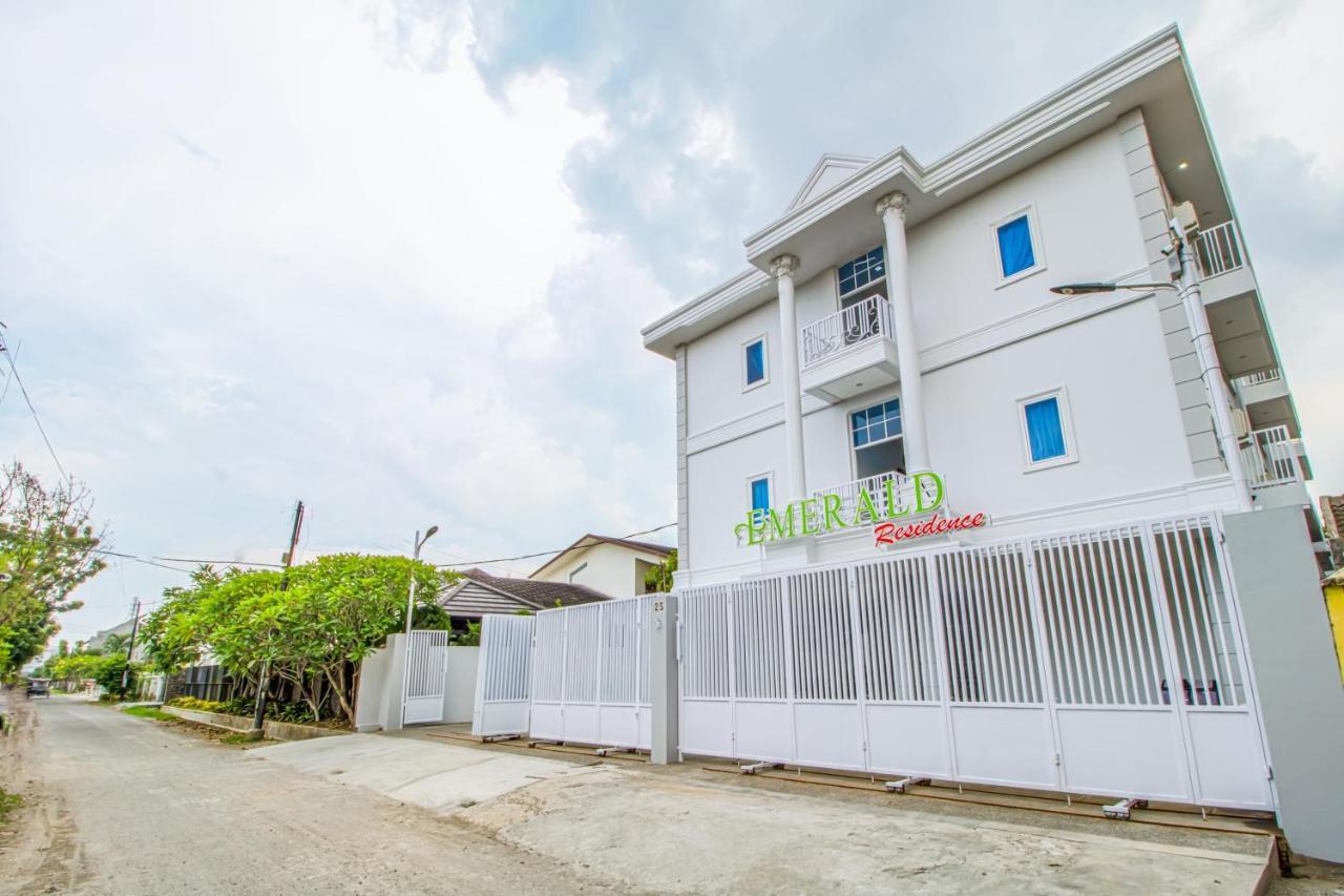 Emerald Residence Medan Dış mekan fotoğraf